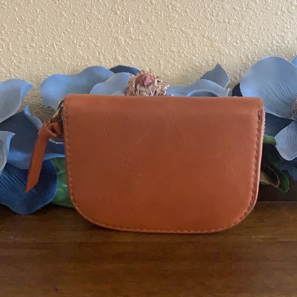 💥SOLD!! Madewell Leather Wallet - Picture 4 of 7